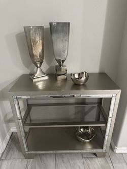 Entrance Table