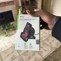 Wireless Charging Station 