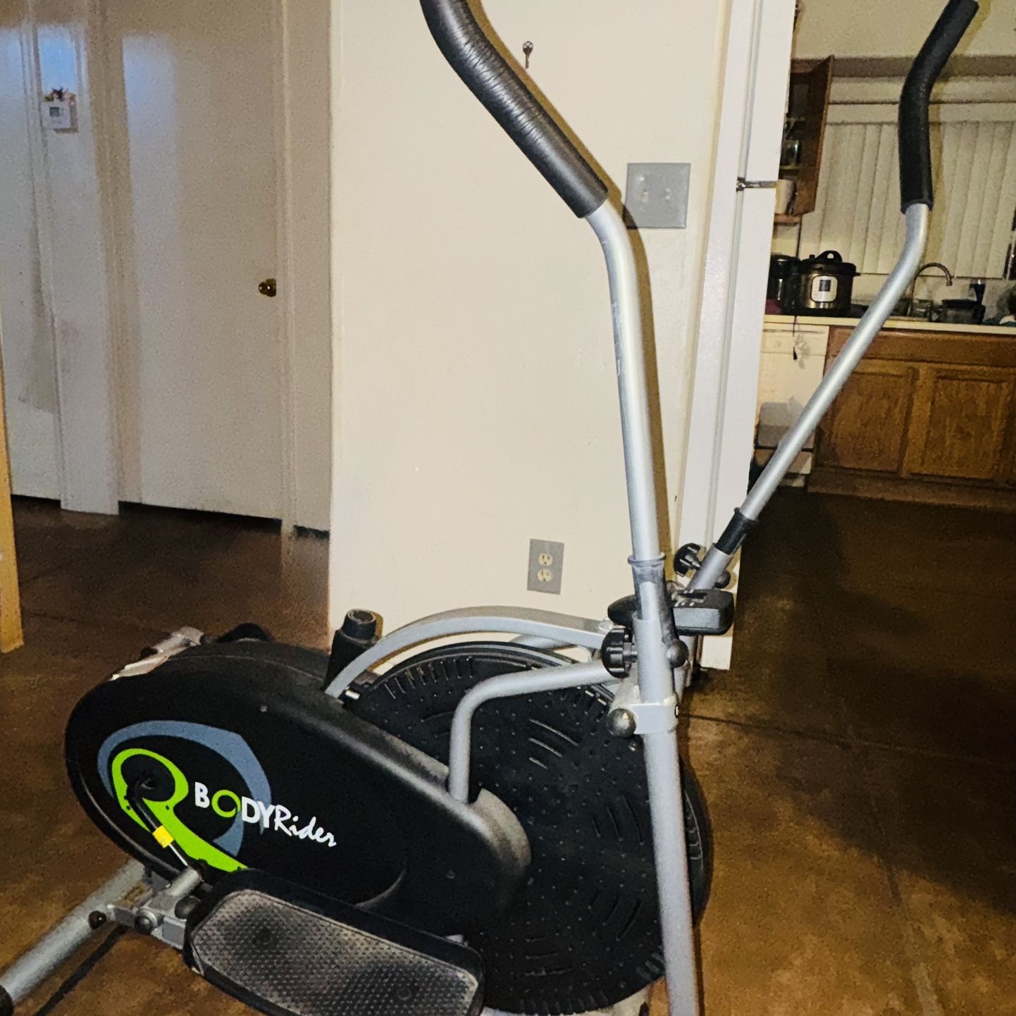 FREE Body Rider Elliptical for Sale in Tucson, AZ - OfferUp