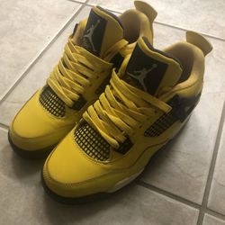 Jordan 4 Retro Lighting