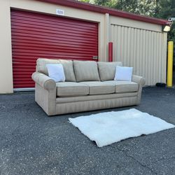 (Delivery) Like New La-Z-Boy Sofa/Couch