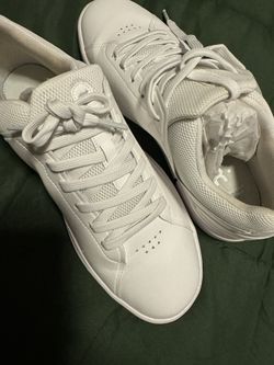 On Cloud Roger - White Womens