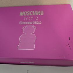 Moschino set