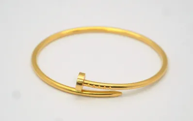 Cartier Juste Un Clou Nail Bracelet 18K Yellow Gold Size 15