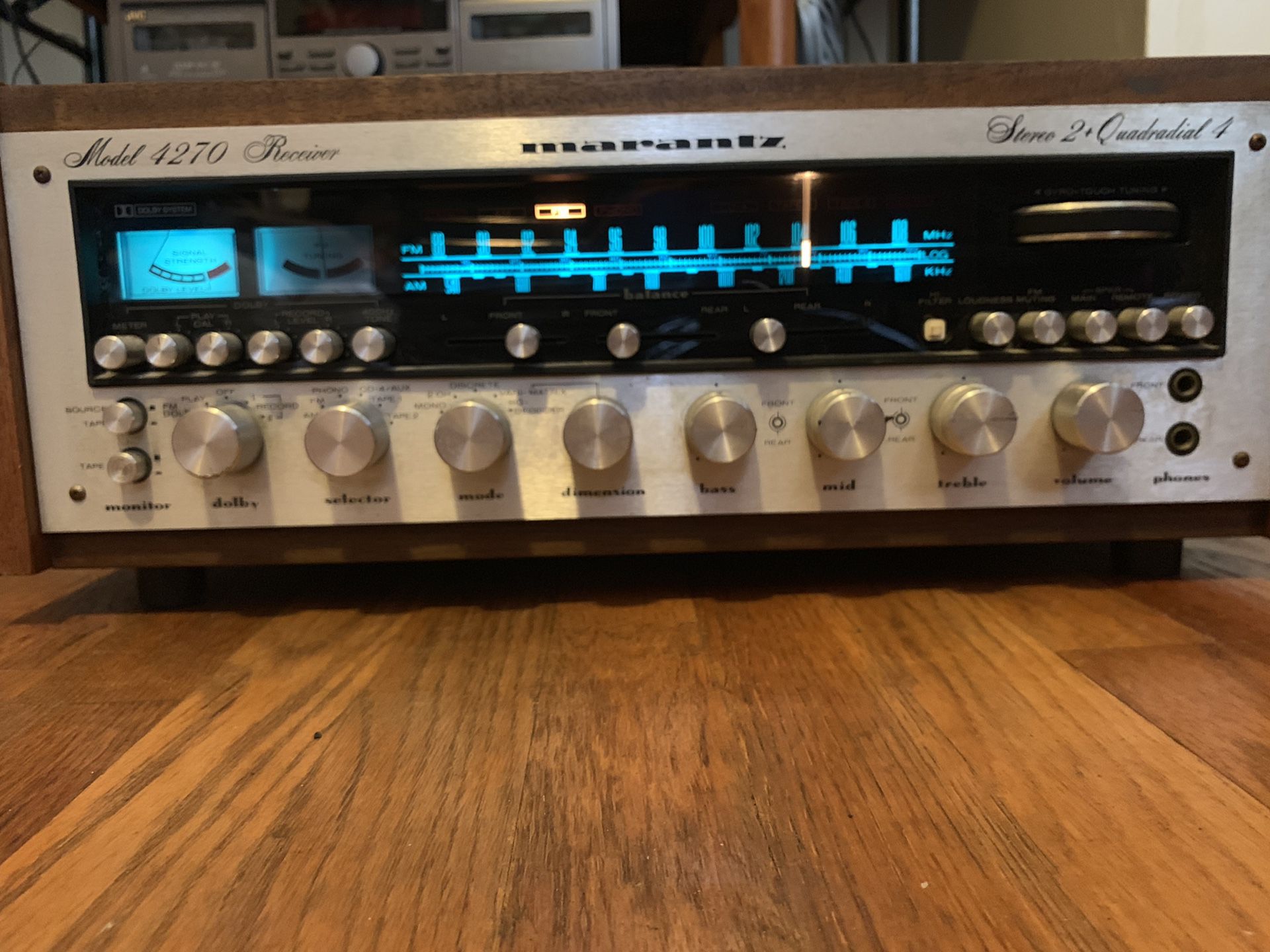 MARANTZ 4270 Stereo 2 quadradial 4 receiver with wood case