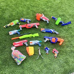 Nerf Guns - 13 Guns In Various Sizes + Bullets & Accessories 