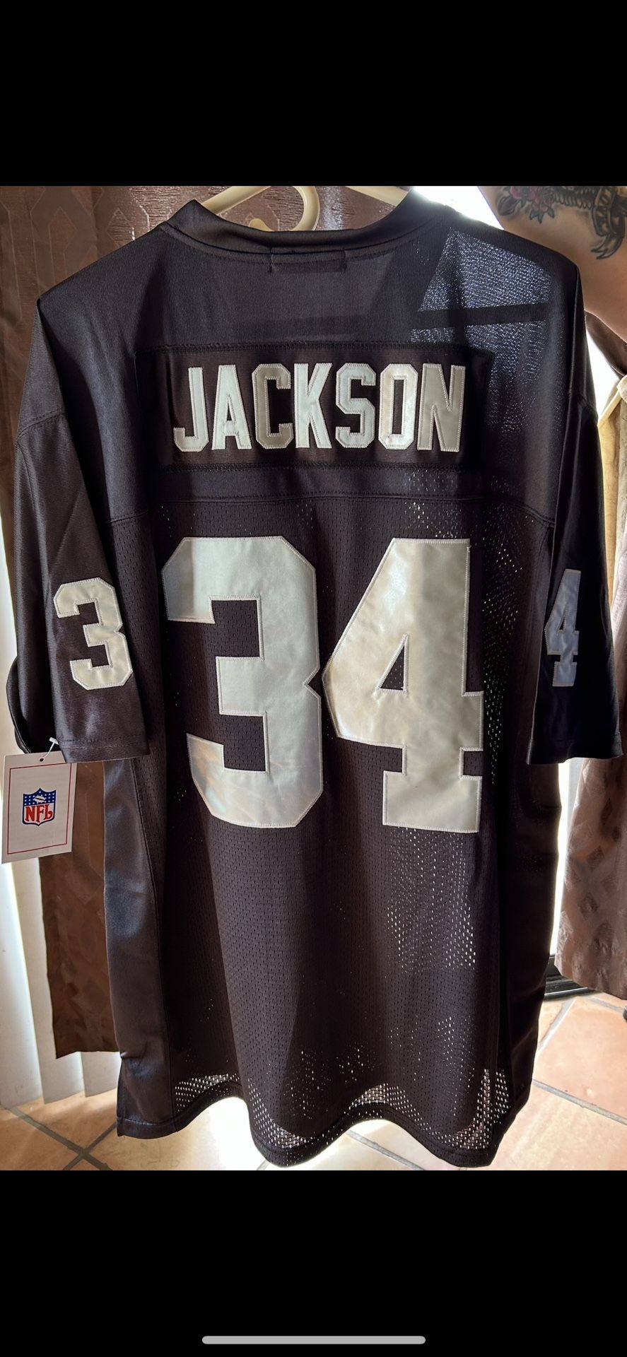 LA Raiders Bo Jackson Jersey (new)