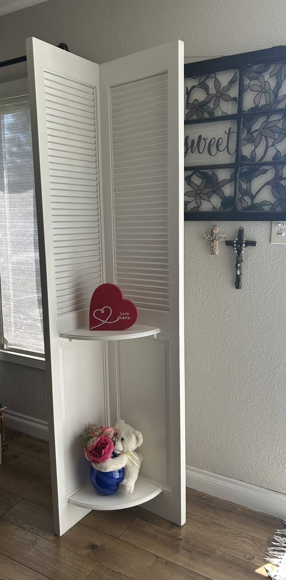 Corner Shelf Made Out an Old Closet Door.