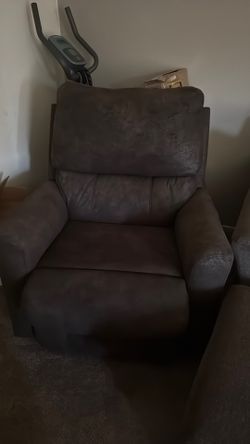 Never used chair