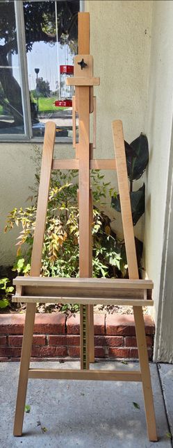 Easel