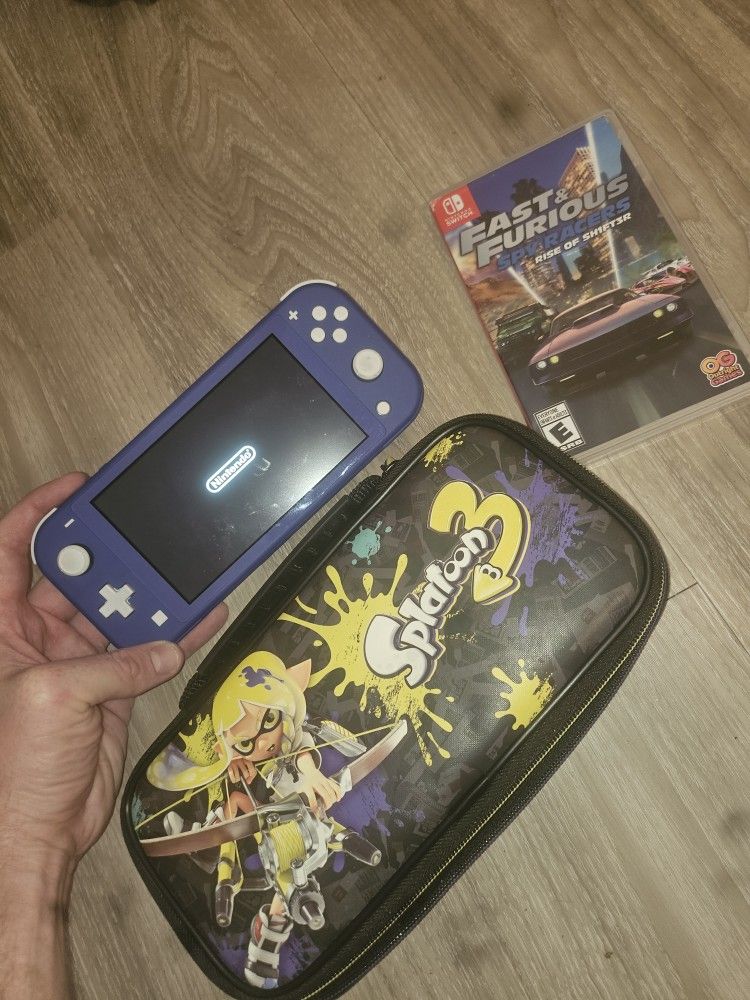 Nintendo SWITCH LITE BUNDLE