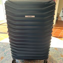 Samsonite Spin Tech - Luggage 