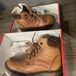 Garvalin leather boots