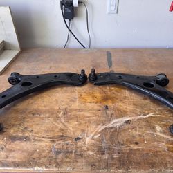 2017 Mazda 3 Sport Front Lower Control Arms 