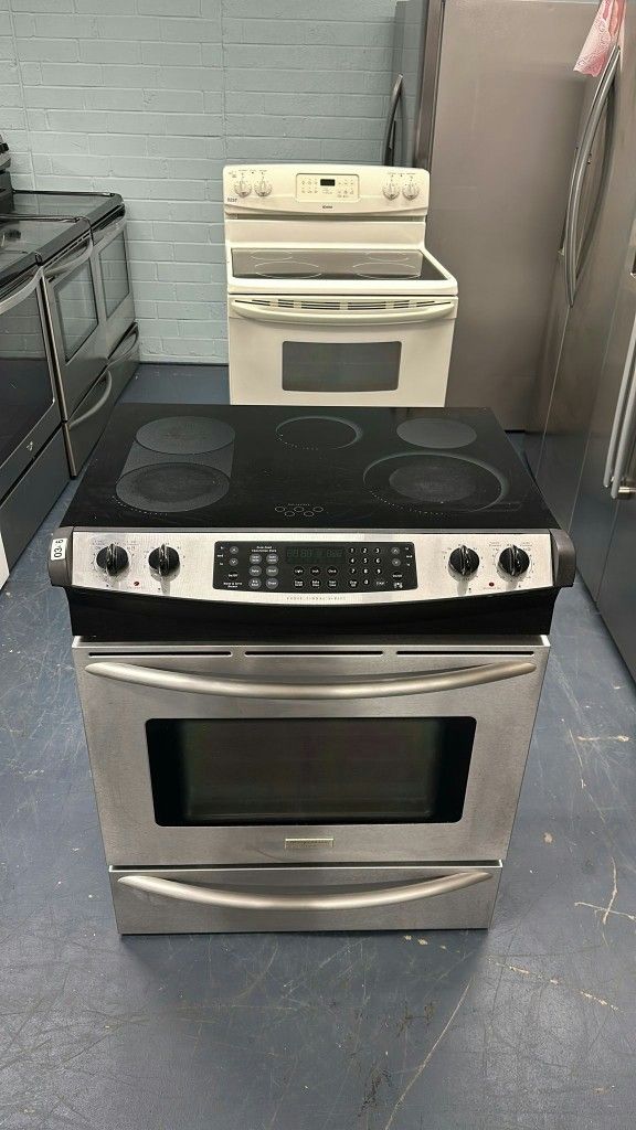 Frigid aire Electric St ove Fast Delivery! Standard Size