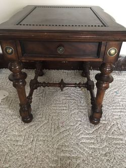Nice end table