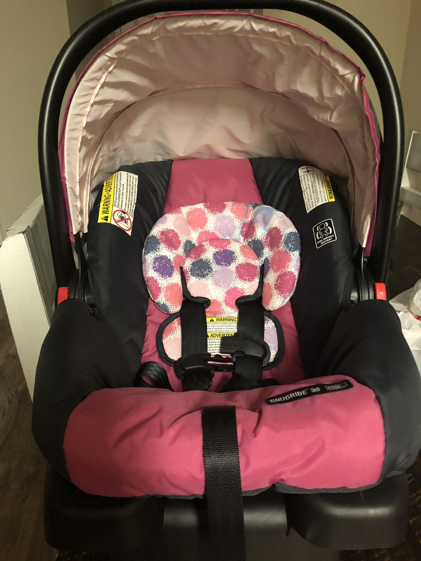 Graco SnugRide infant car seat