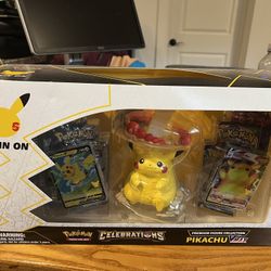 Pokémon - Celebrations 25th Anniversary Pikachu Vmax Premium figure Collection