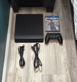 PS4 Slim