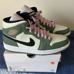 Jordan 1 Mids/Low