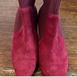Steve Madden Red Suede Kitten Heel Boots 6.5