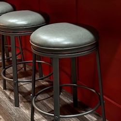 2 Bar Stools.