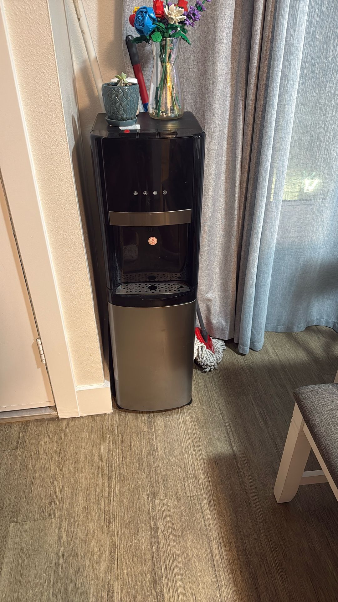 Water Dispenser
