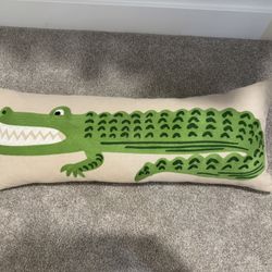 Alligator Throw  Pillow