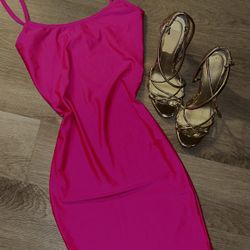 Hot Pink Satin BodyCon Dress🤩
