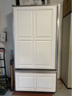Luxury Sub-Zero Built-In Refrigerator & Freezer – Panel Ready