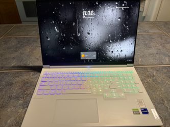 Lenovo Gaming Laptop Glacier White