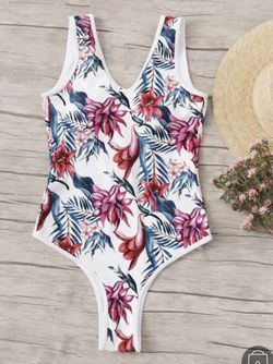 *NEW* Floral one piece swimsuit