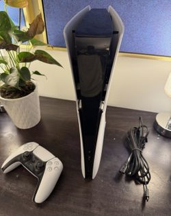 Sony PS5 – Open Box, Never Used – Factory Accessories Included