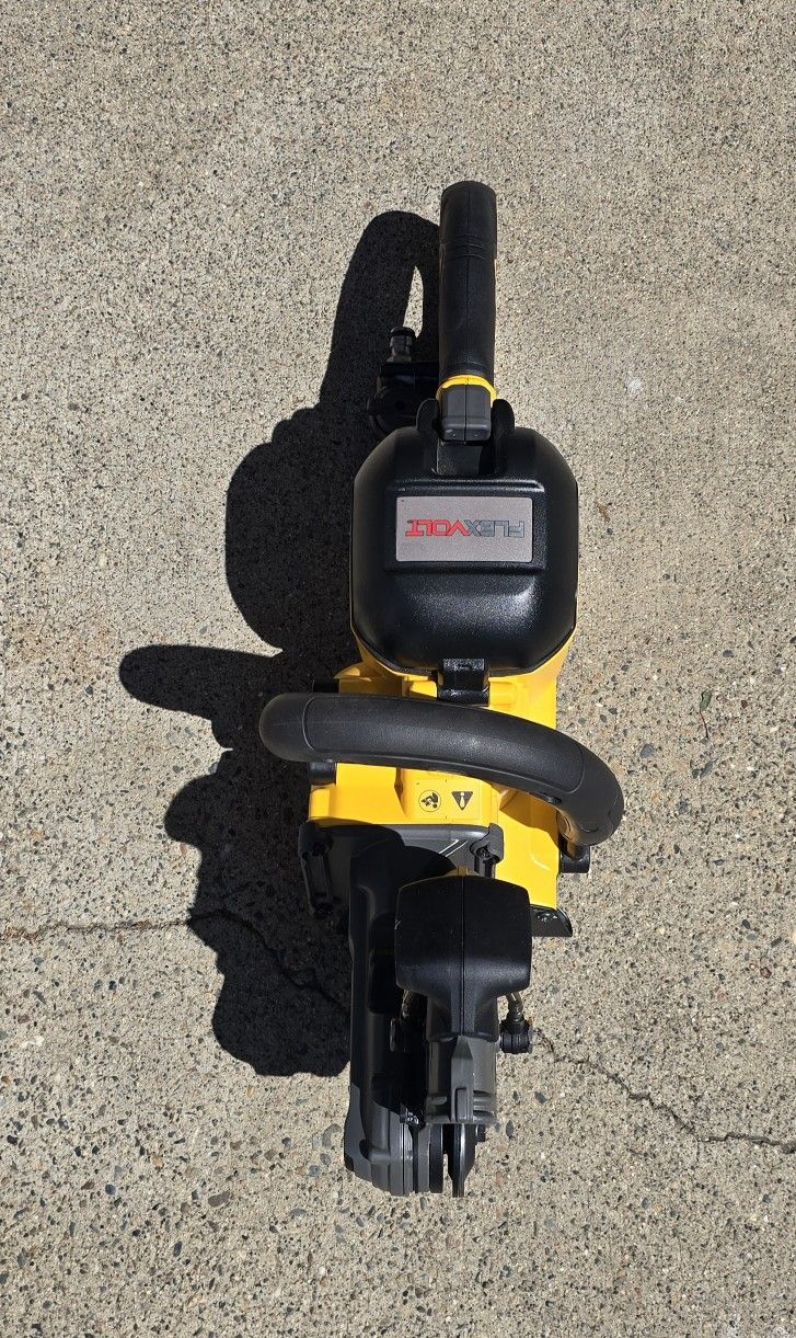 DeWalt 60V Cordless 9 In Concrete Saw