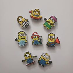 MINIONS CROC CHARMS 