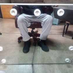 Furniture Of America Inc.