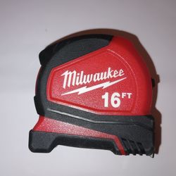 Milwaukee 16FT Measuring Tape 