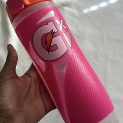 Gatorade Gx 30oz Squeeze Bottle Pink- Barely Used