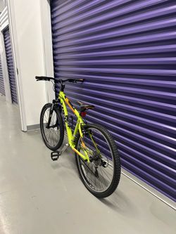 TREK 3500 Like New Condition