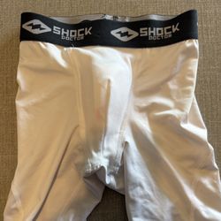 Shock Doctor Boys Compression Shorts w/ Cup– Boys Large