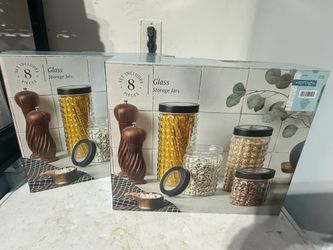 Kitchen containers