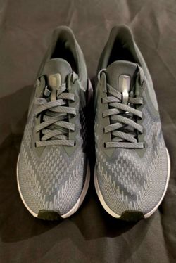 Nike Downshifter 11 Women's Size 8.5 NWOT Running Shoes