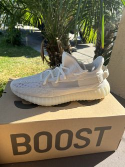 Yeezy Boost 350 V2 