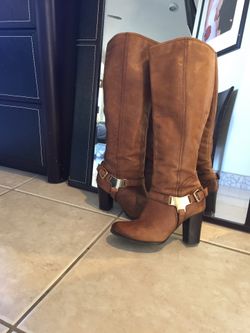 Aldo boots/size 8