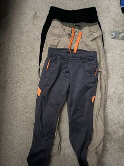 Lot of 3 Boys Pants  size 4/5