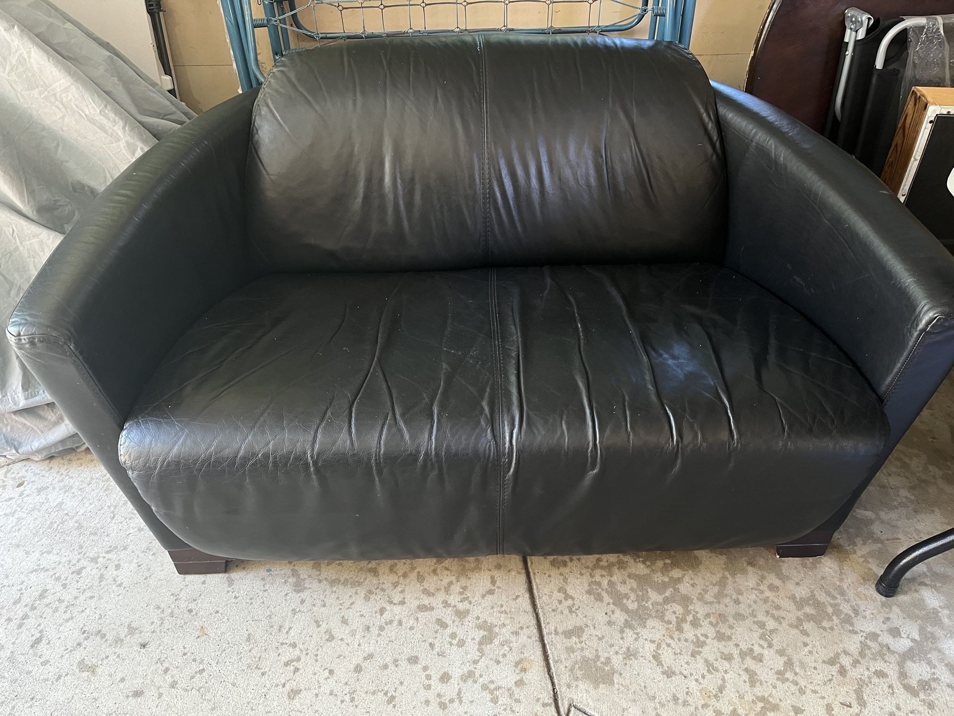 Leather Sofa Loveseat Made In Italy 🇮🇹 