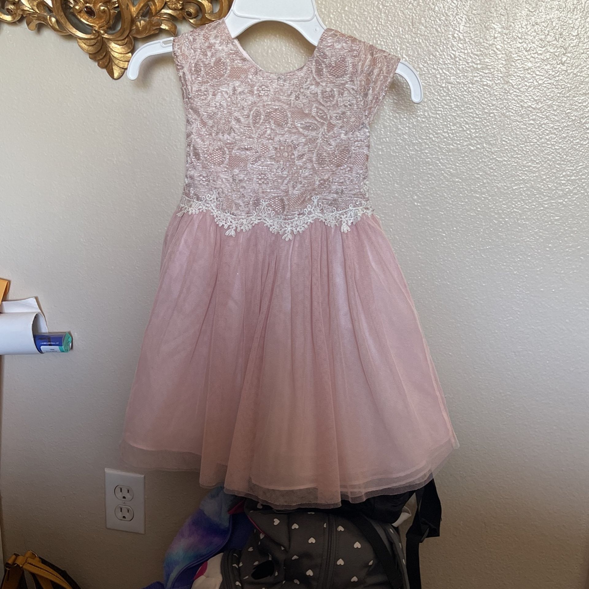 Beautiful tres For Girl Size 4