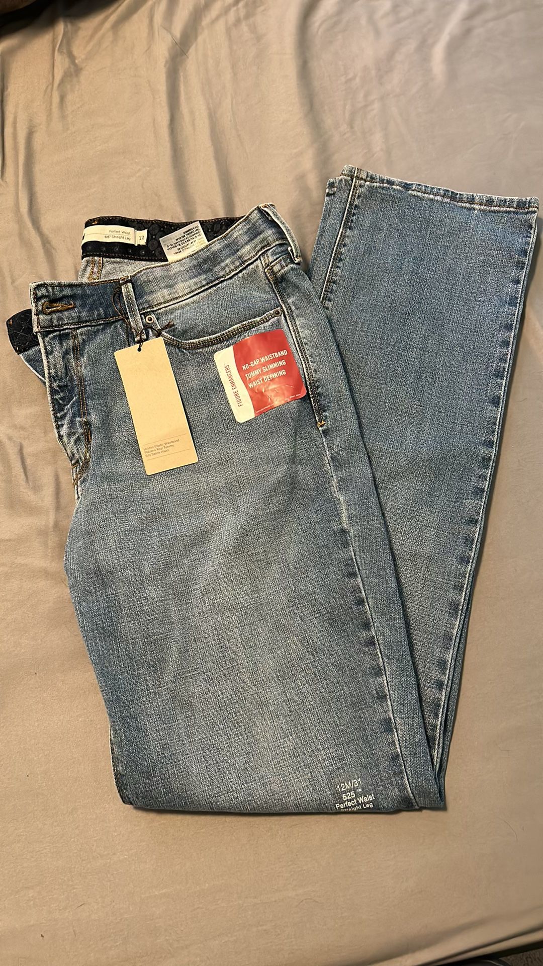 Levi’s Jeans