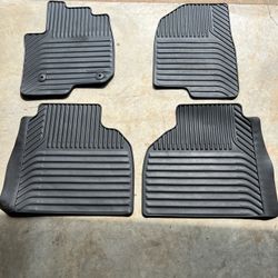 2020 Chevy 2500HD Floor Mats