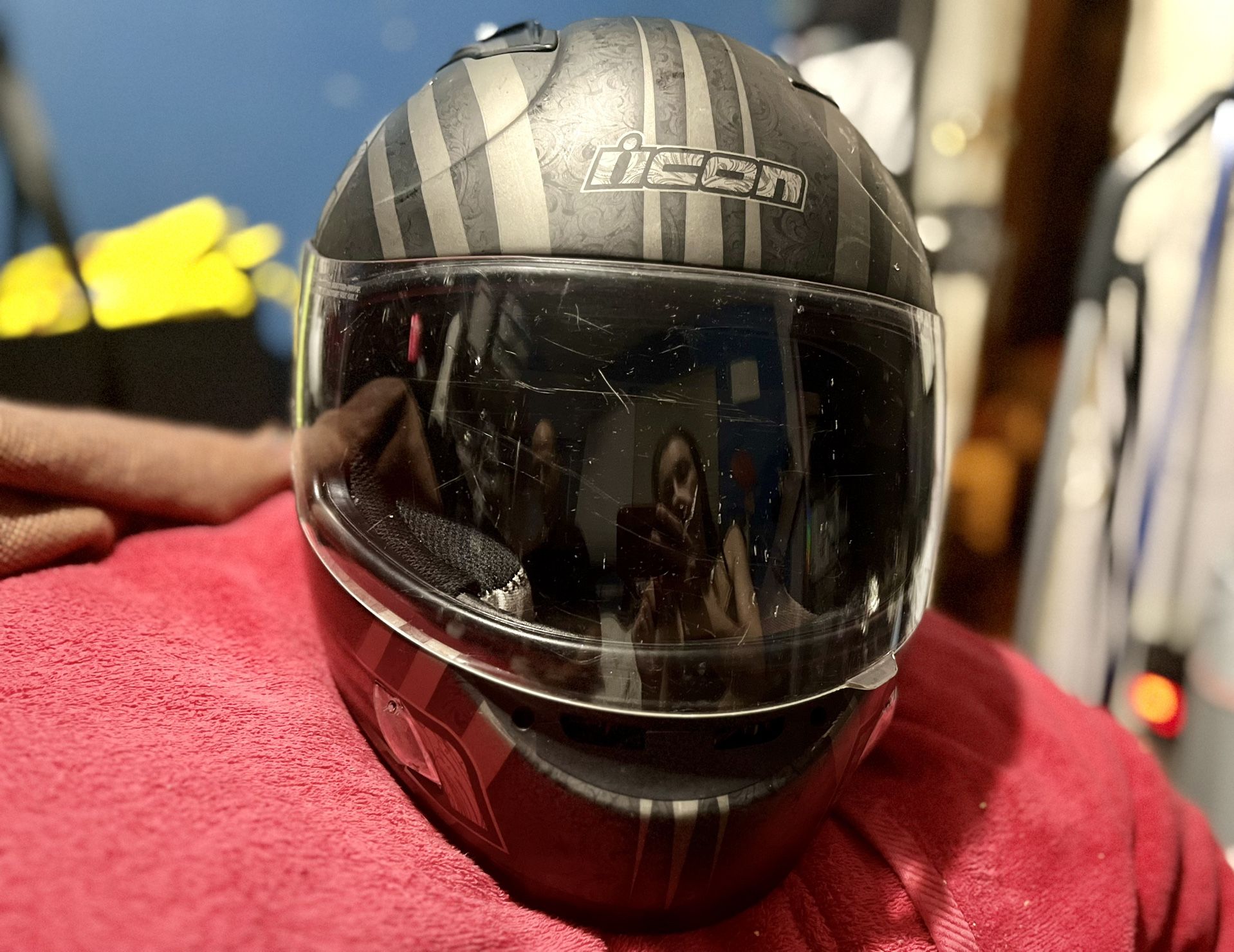 Icon Alliance Tyranny Helmet Medium rubatone black